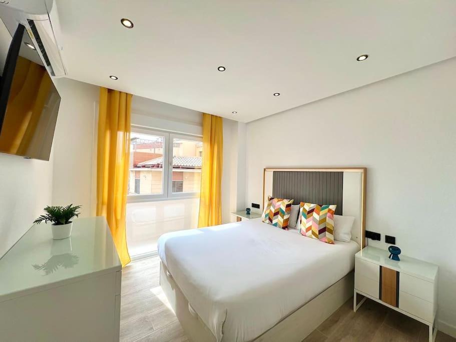 Carrera II & Old Town By Ele Apartments Malaga Bagian luar foto